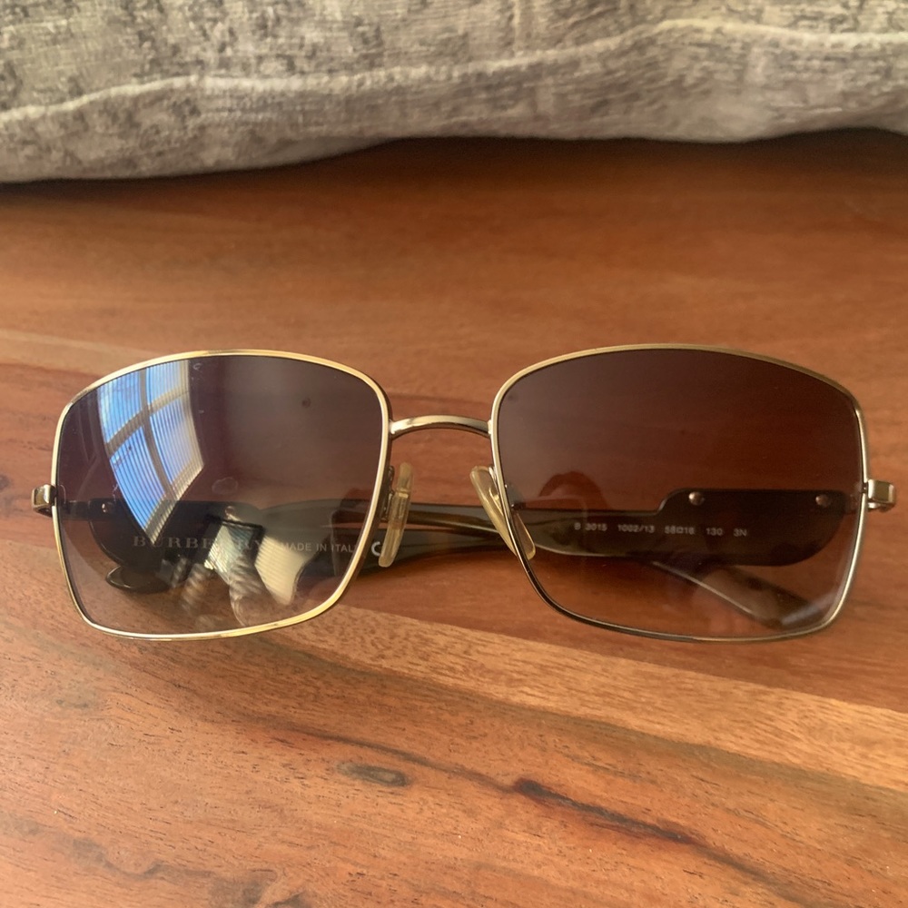 Burberry Tortoise Metal Frame Sunglasses